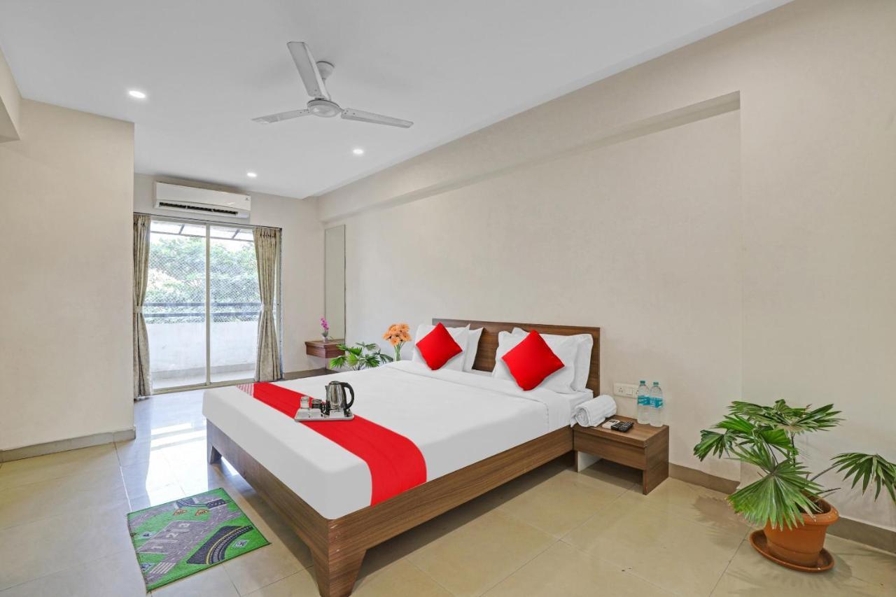 Oyo Flagship Hotel Residency Silvassa Buitenkant foto